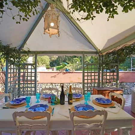 Countryside Modern Near The Sea סרזאנה